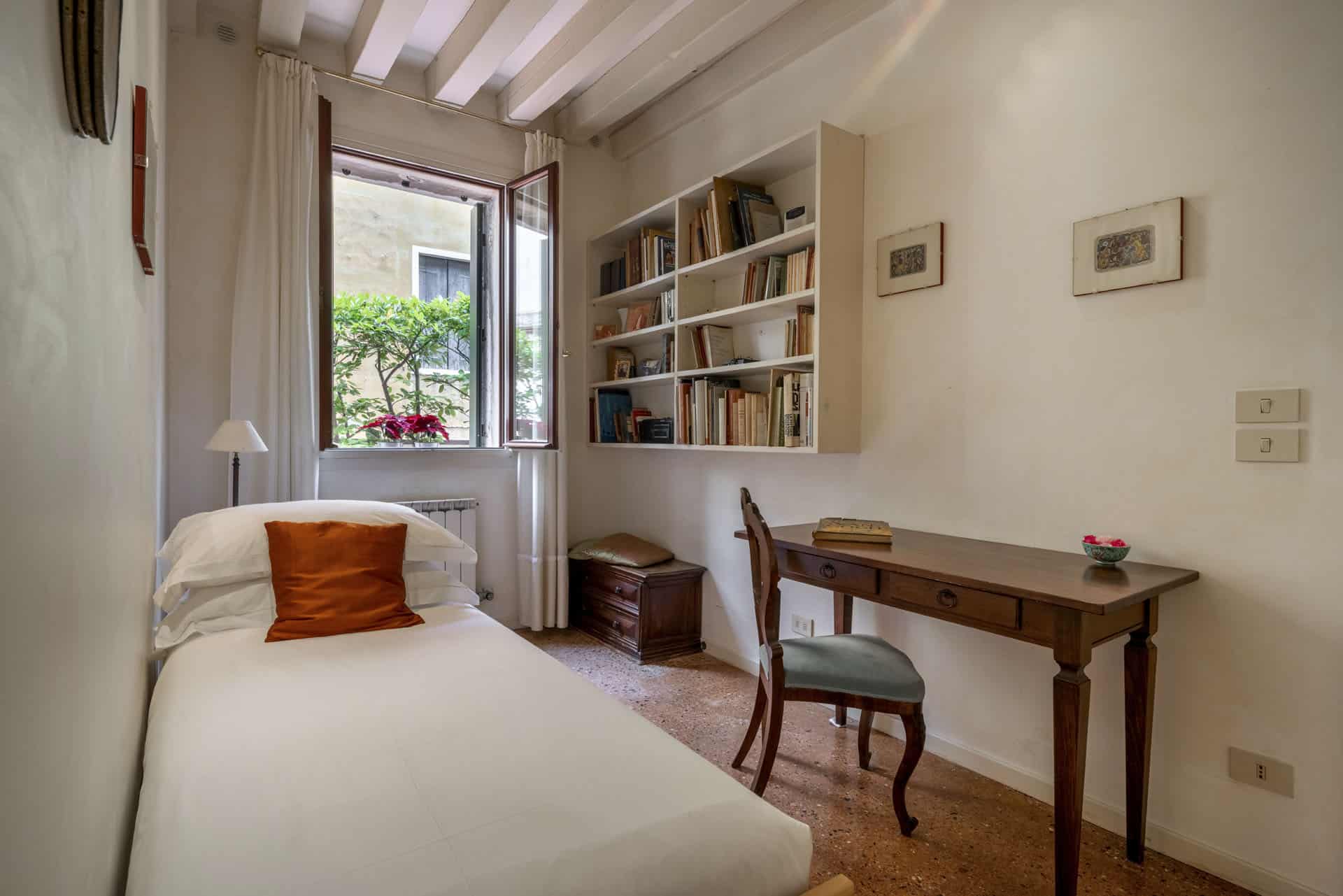 Accademia Terrazza Apartment