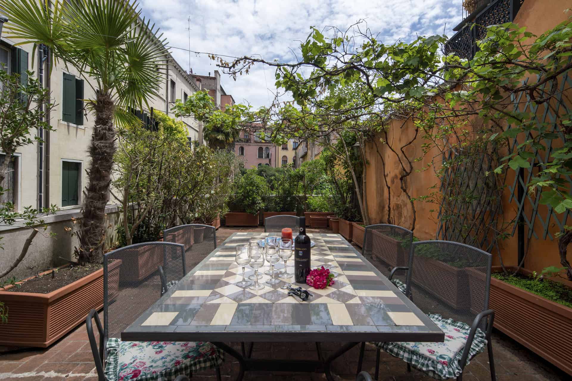 Accademia Terrazza Apartment