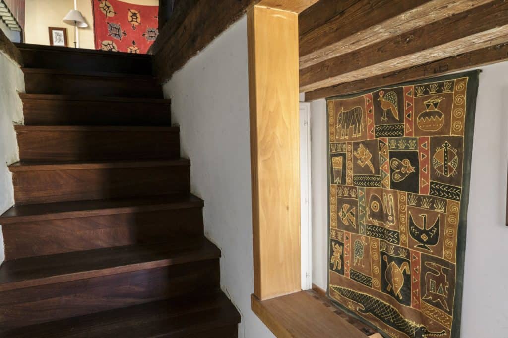 Hallway with wooden stairs - Altana Studio Apartment Hallway with wooden stairs - Altana Studio Apartment
