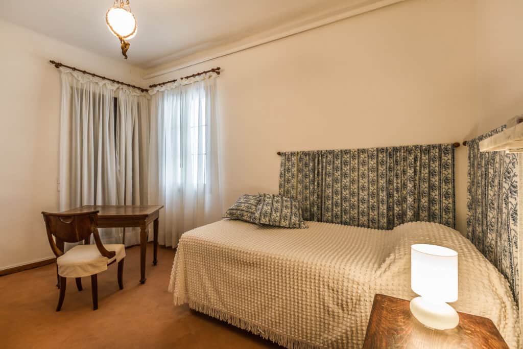 Small single bedroom with vintage furnishing - Ca' Affresco 2 Apartment Small single bedroom with vintage furnishing - Ca' Affresco 2 Apartment