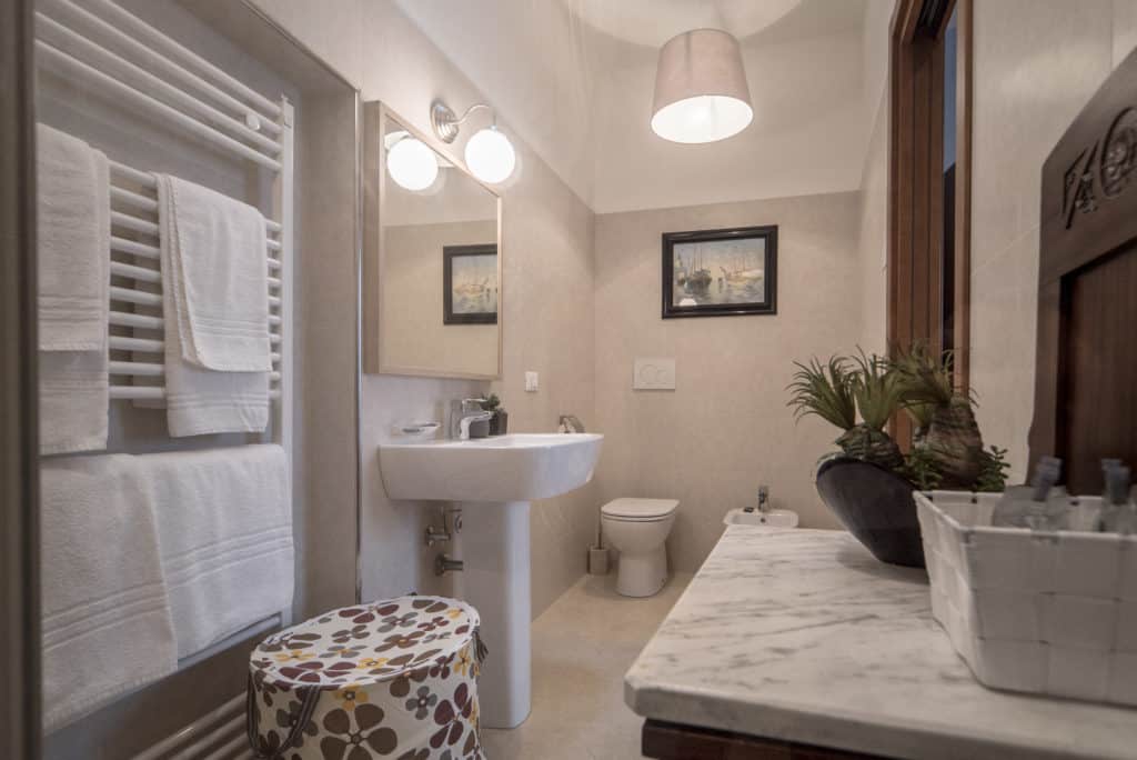 Modern bathroom - Ca' del Capitano Apartment Modern bathroom - Ca' del Capitano Apartment