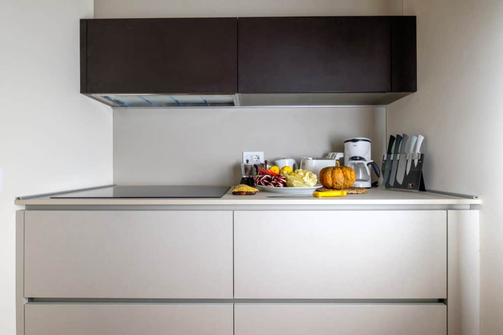 Cooking area of the modern kitchen - Ca' Garzoni Moro - Lido Apartment Cooking area of the modern kitchen - Ca' Garzoni Moro - Lido Apartment