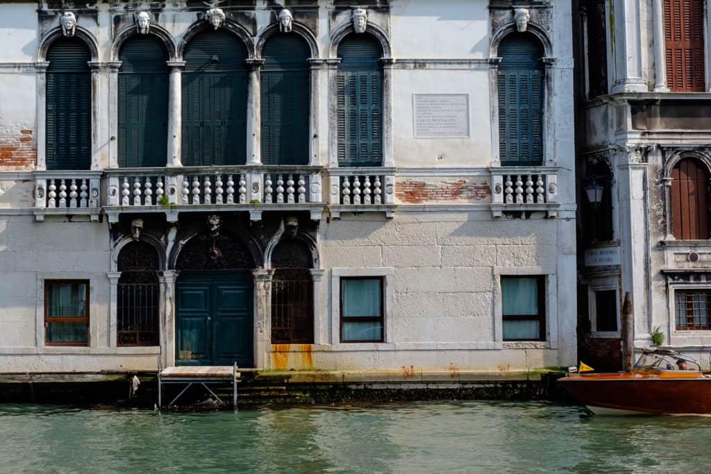 External facade on the canal - Ca' Mocenigo Apartment External facade on the canal - Ca' Mocenigo Apartment