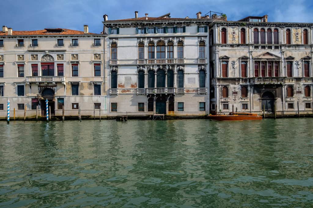 External facade on the canal - Ca' Mocenigo Apartment External facade on the canal - Ca' Mocenigo Apartment