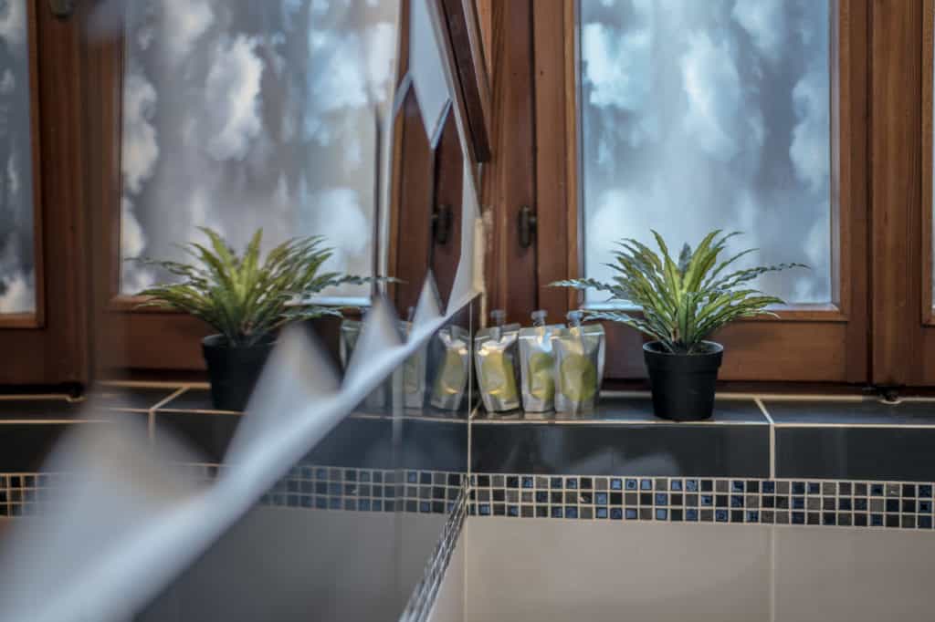Bathroom decorations - Ca' Alba Apartment Bathroom decorations - Ca' Alba Apartment