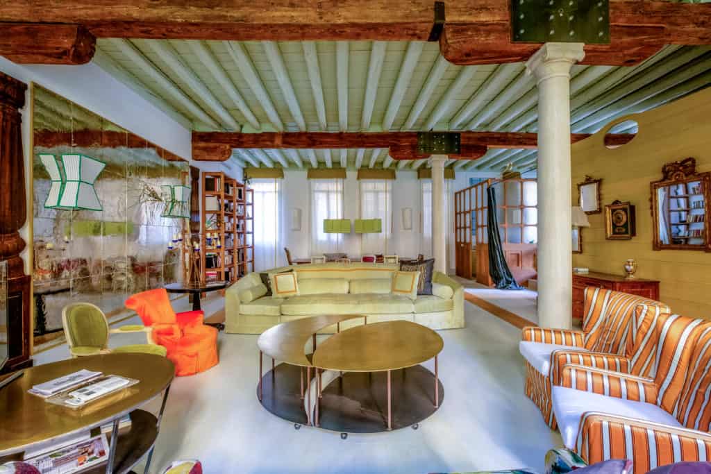 Large and luminous living room with designer furnishing - Ca' del Ramo d'Oro Apartment Large and luminous living room with designer furnishing - Ca' del Ramo d'Oro Apartment