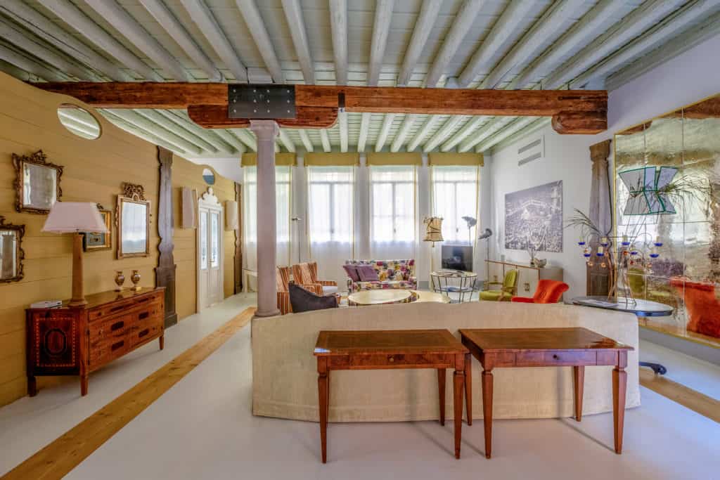 Luminous living room with designer furnishing - Ca' del Ramo d'Oro Apartment Luminous living room with designer furnishing - Ca' del Ramo d'Oro Apartment