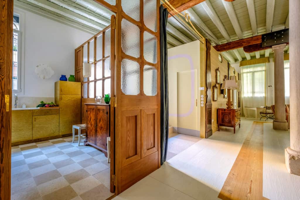 Kitchen entrance and hallway on the living room - Ca' del Ramo d'Oro Apartment Kitchen entrance and hallway on the living room - Ca' del Ramo d'Oro Apartment