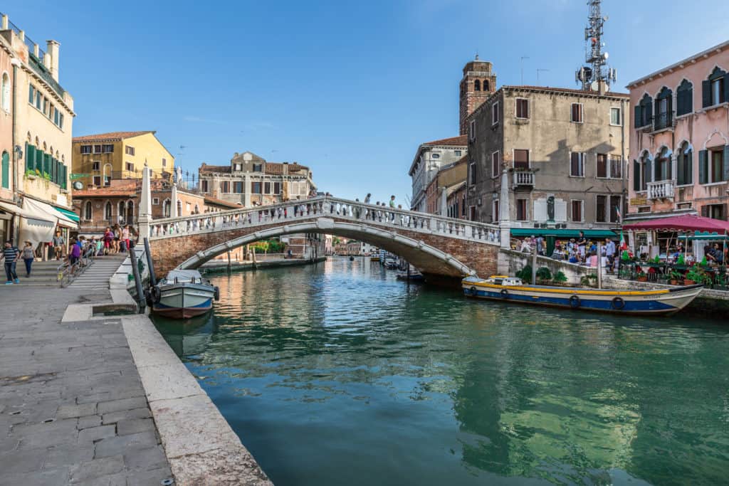 Street view with canal - Palazzina Canal Apartment Street view with canal - Palazzina Canal Apartment