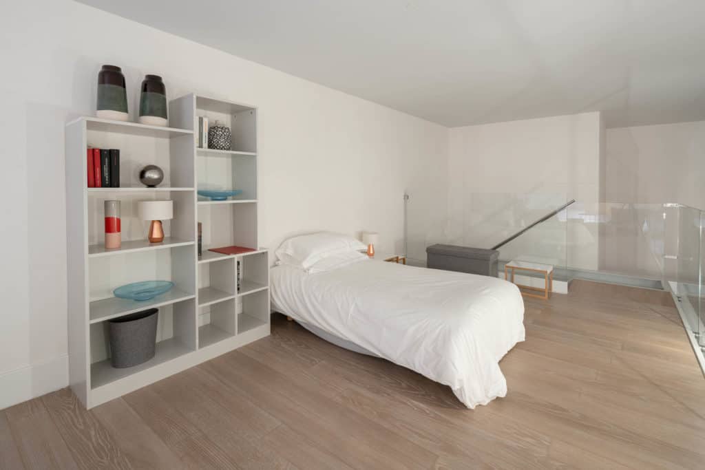 Right view of the large open air attic with sofa bed and lounge Right view of the large open air attic with sofa bed and lounge area - Palazzo Molin Massari Apartment