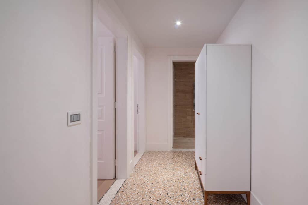 Hallway to the bedrooms - Palazzo Molin Massari Apartment Hallway to the bedrooms - Palazzo Molin Massari Apartment