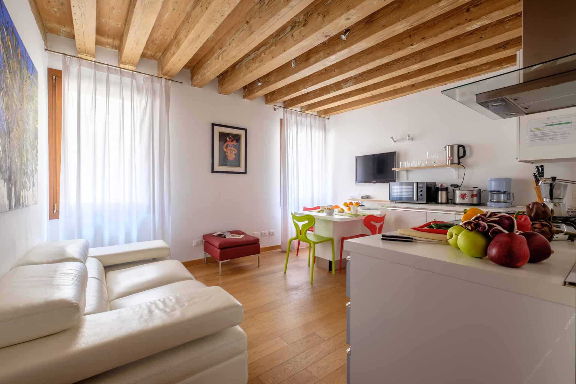 The Lion's House Apartment - Lion 1