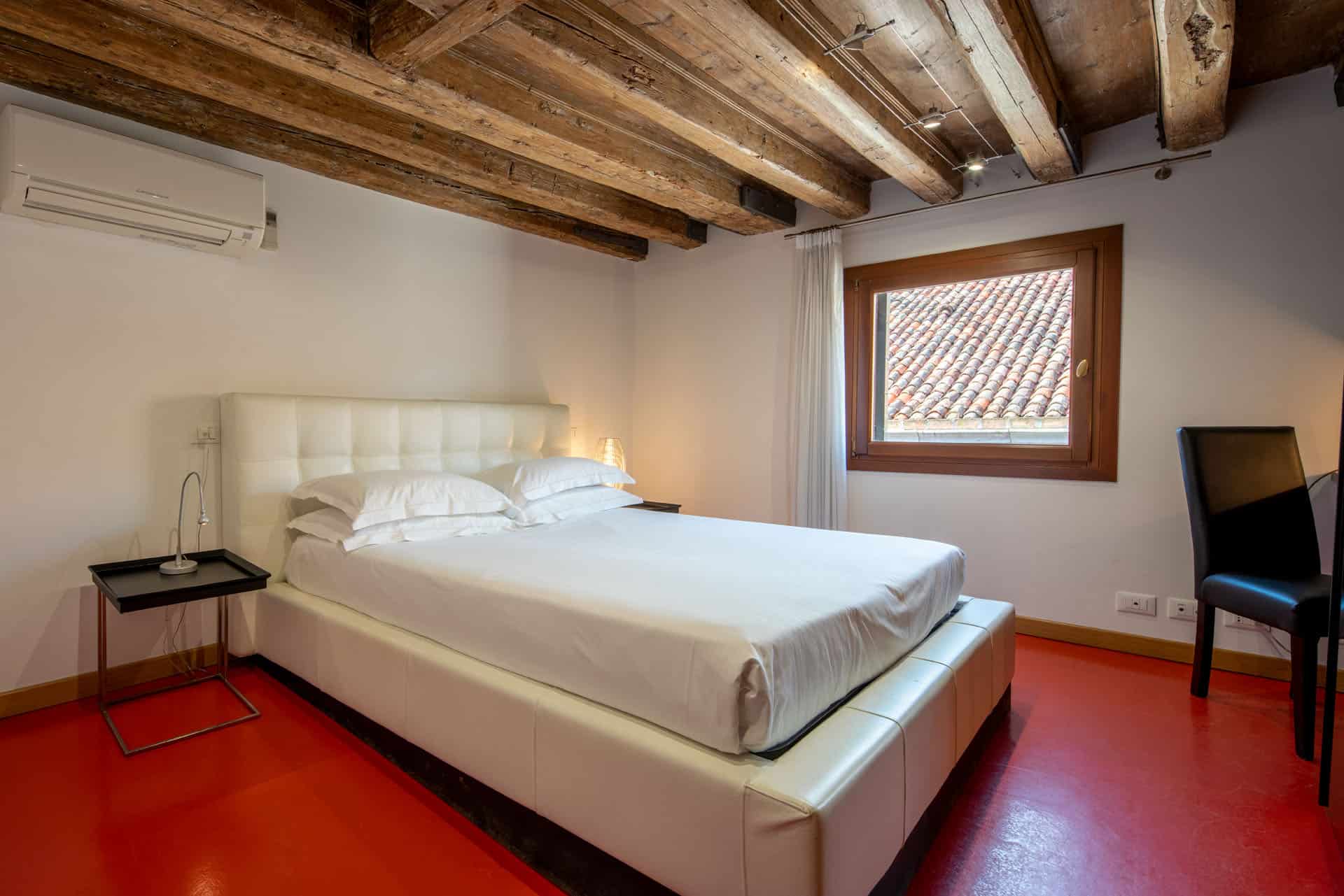 The Lion's House Apartment - Lion 4