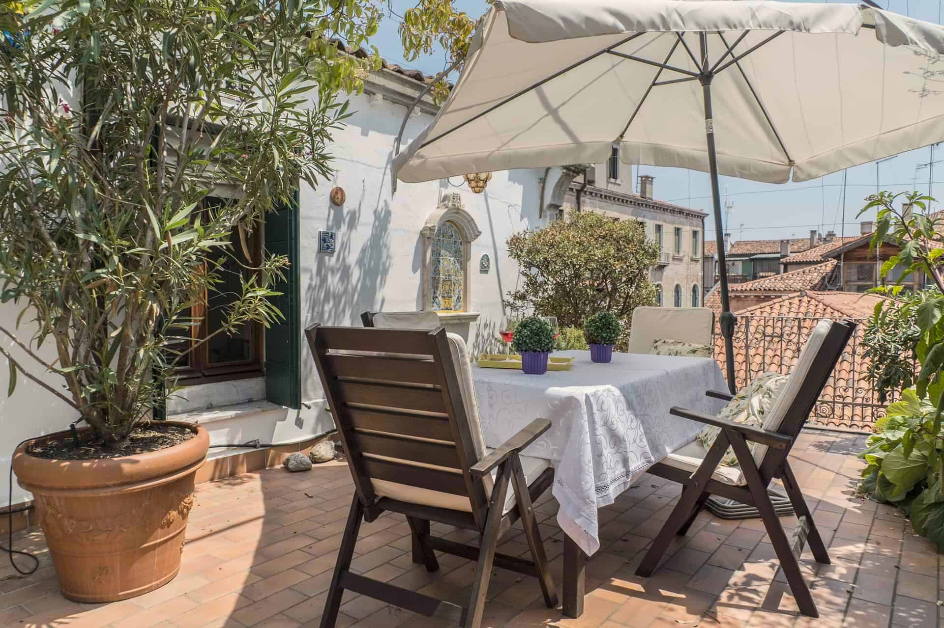 Three-Terraces Apartment