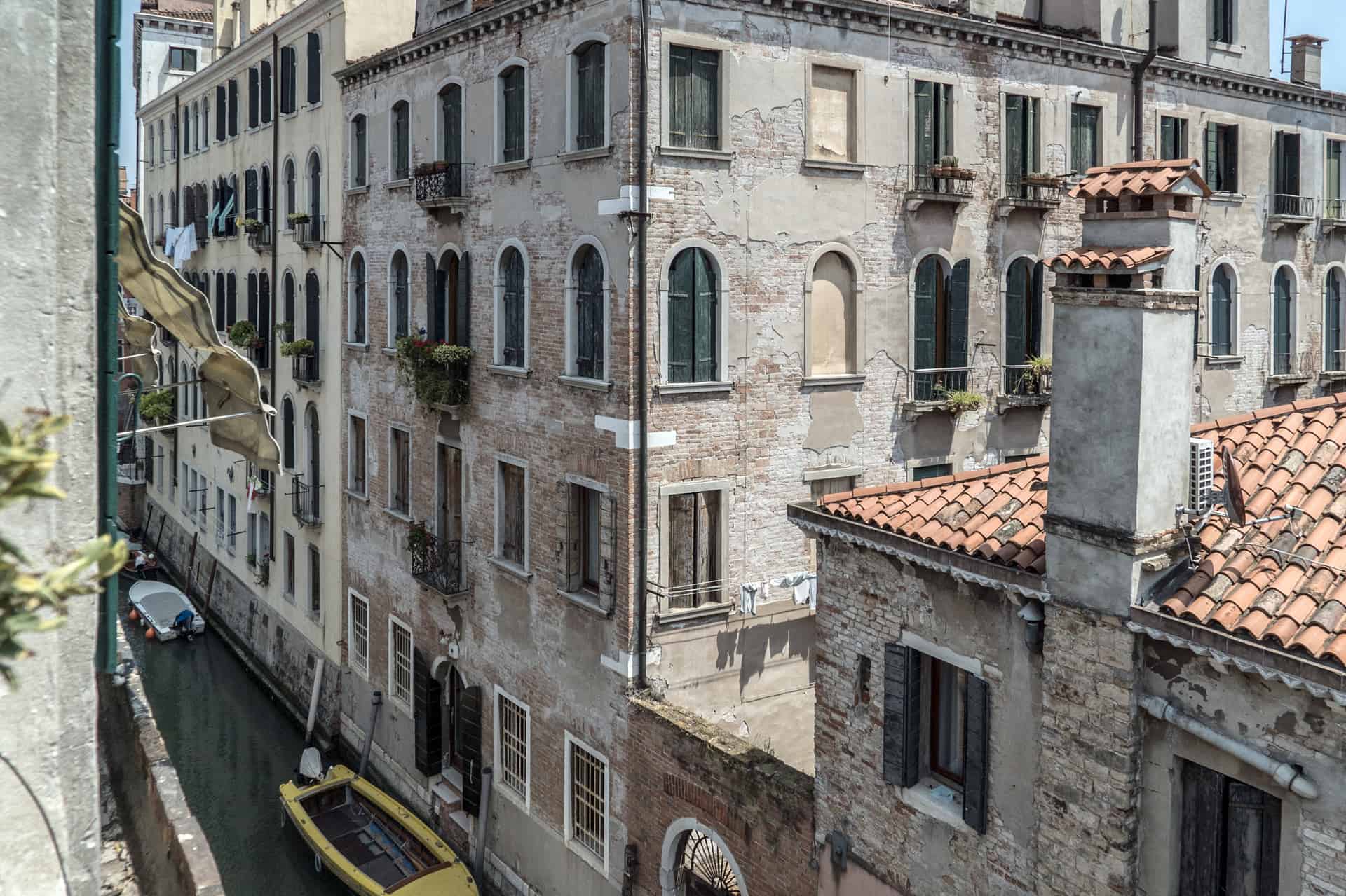 Three-Terraces Apartment