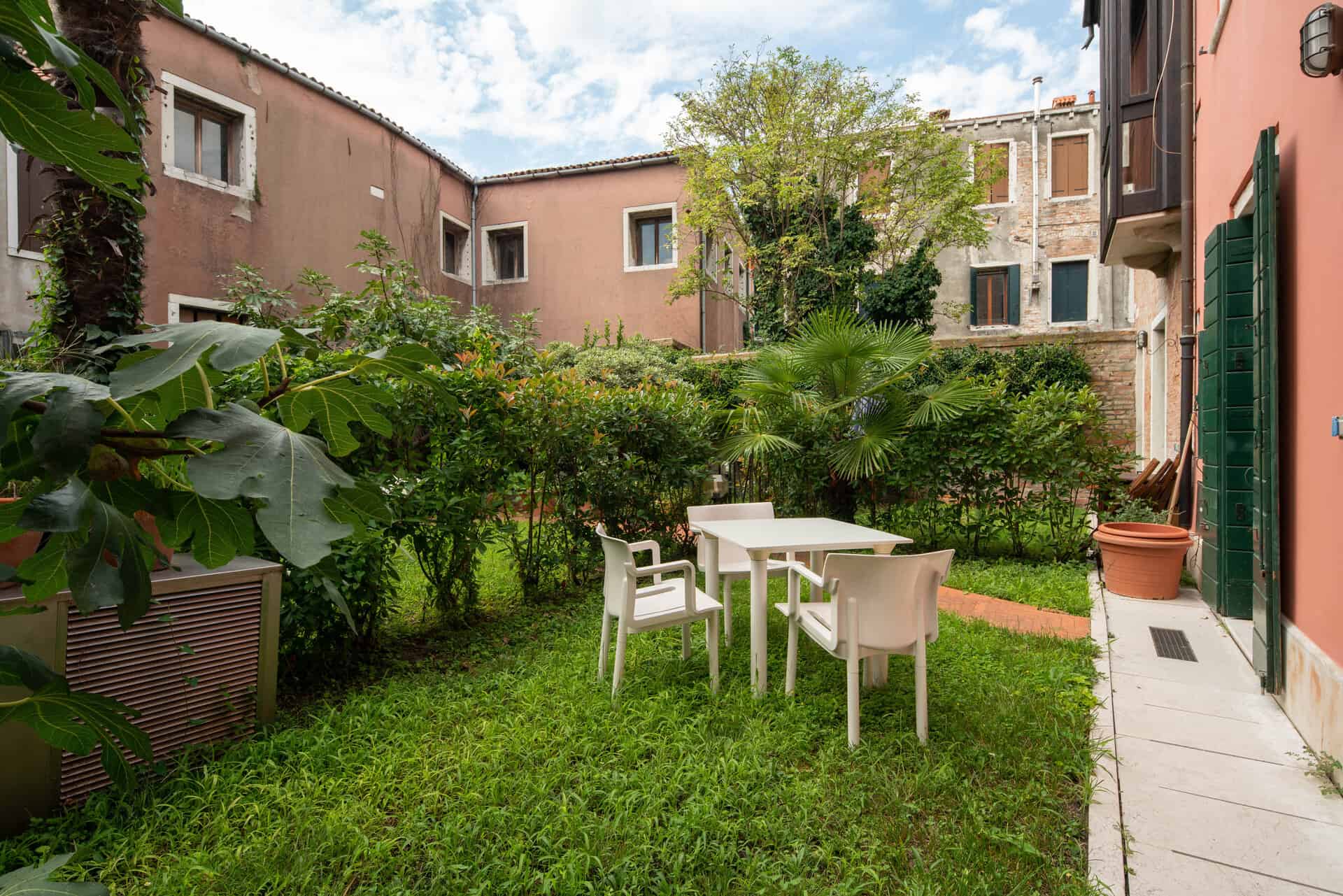Garden Apartment