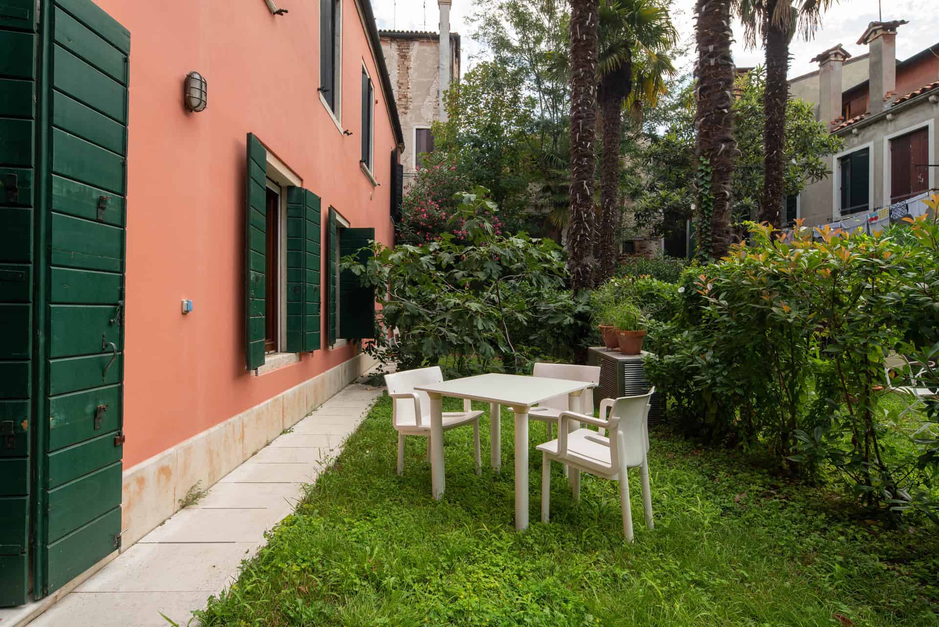 Garden Apartment